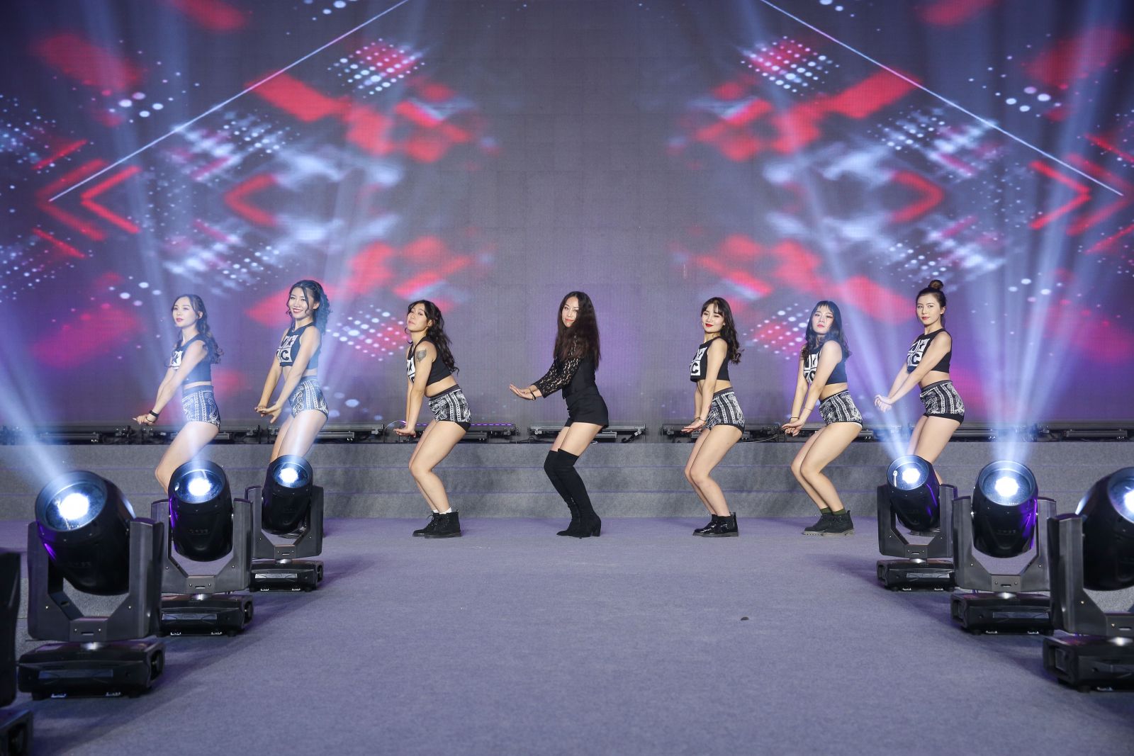 亿德体育app入口